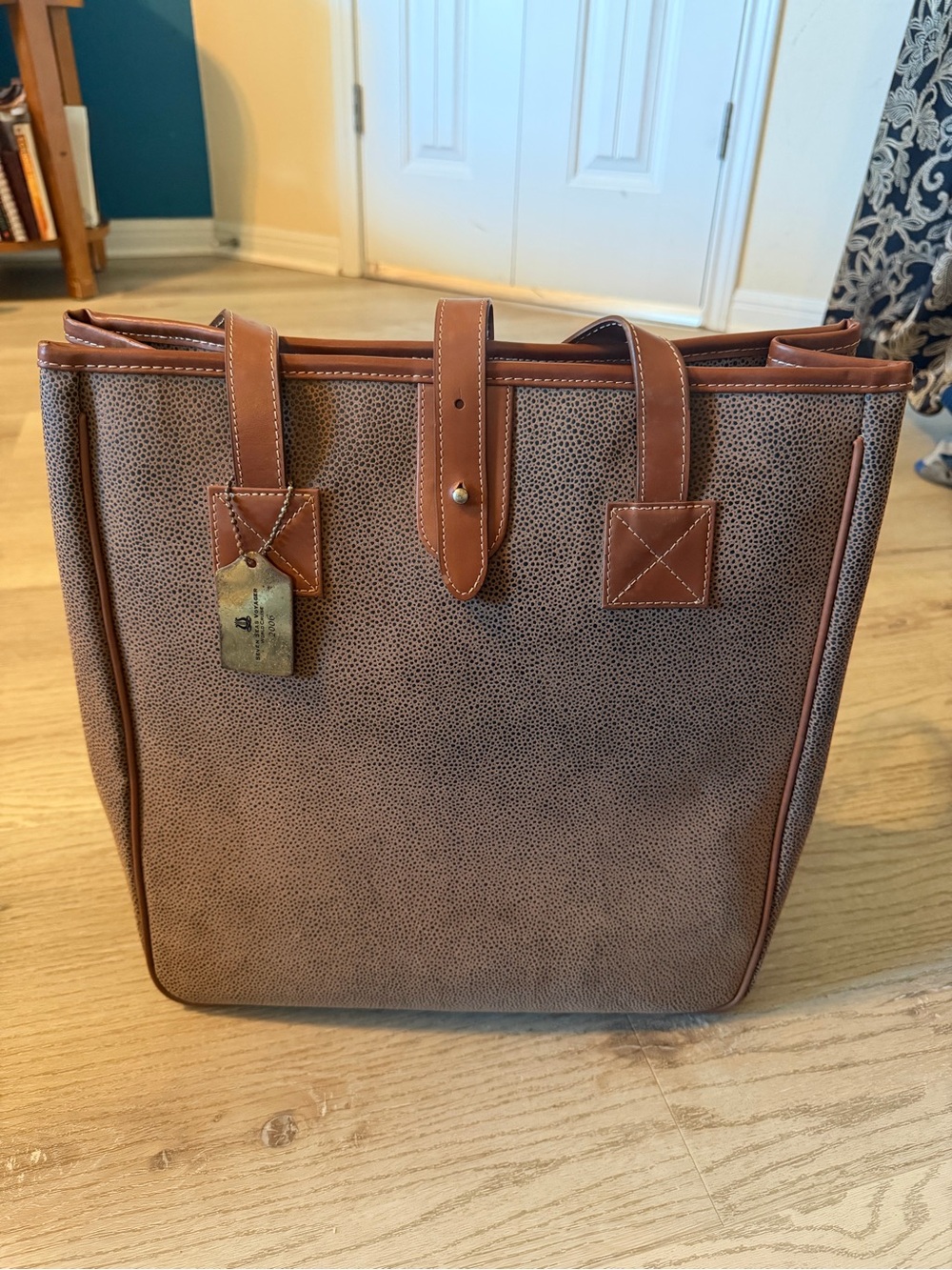 Seven Seas Voyager 2006 Brown Textured Tote Bag | Cruise Travel Souvenir